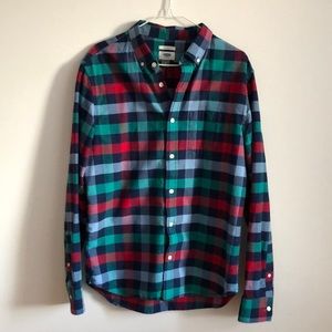 Old navy shirt